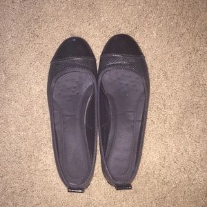 Girls black flats